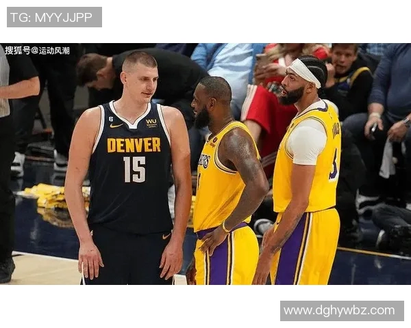 2020年湖人与掘金季后赛首场对决精彩回顾与全场录像分析